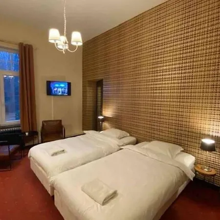 Prázdninový dům Luxurious Relaxation House In The Center Of With Large Garden, Indoor Pool *